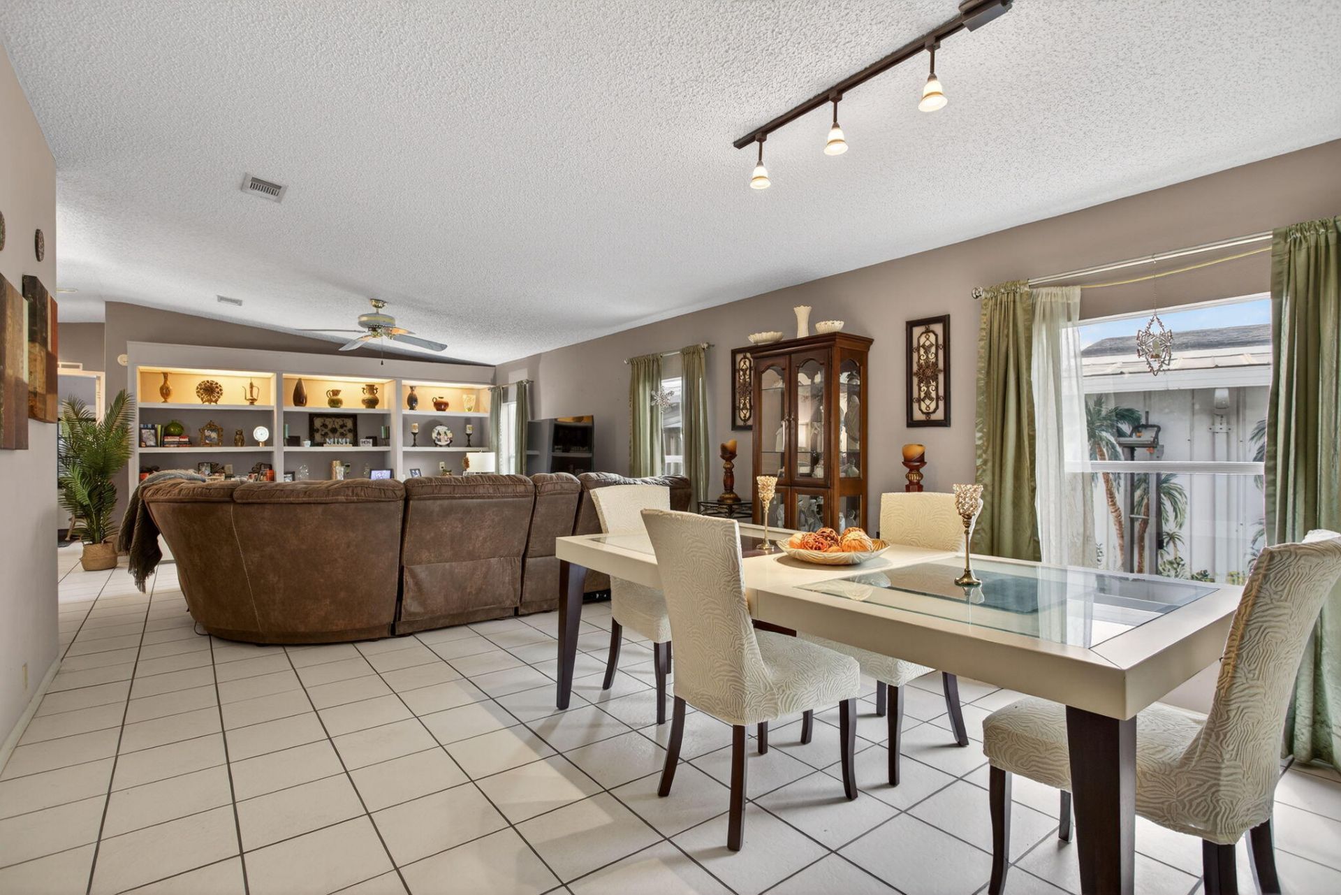 6482 NW 37th Avenue, Coconut Creek, FL 33073 Photo