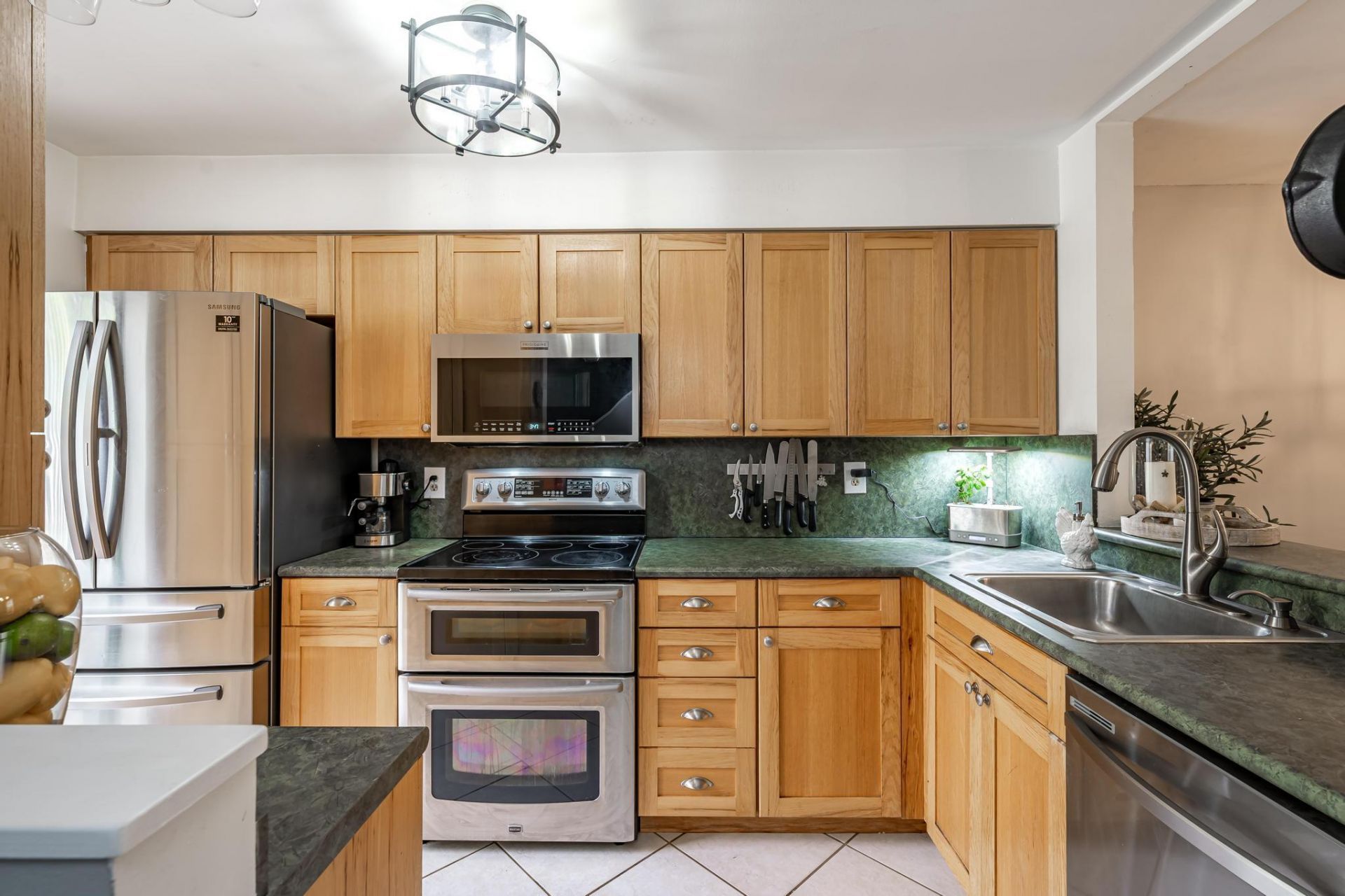 563 NE 7th Avenue, Unit 1B, Fort Lauderdale, FL 33301 Photo