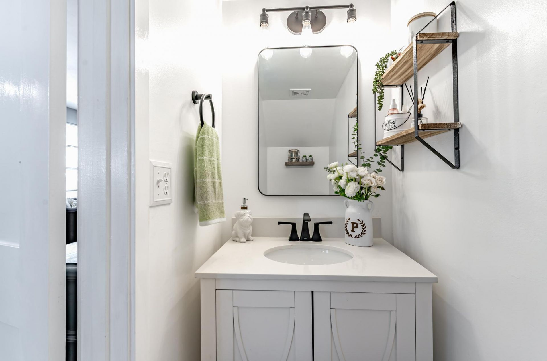 563 NE 7th Avenue, Fort Lauderdale, FL 33301 Photo