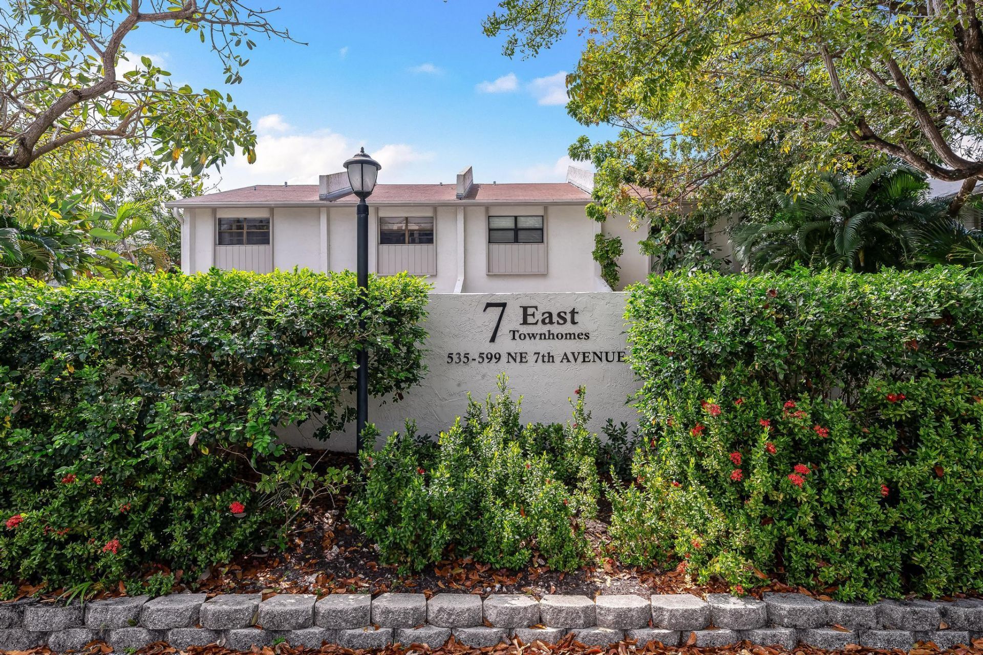 563 NE 7th Avenue, Unit 1B, Fort Lauderdale, FL 33301 Photo