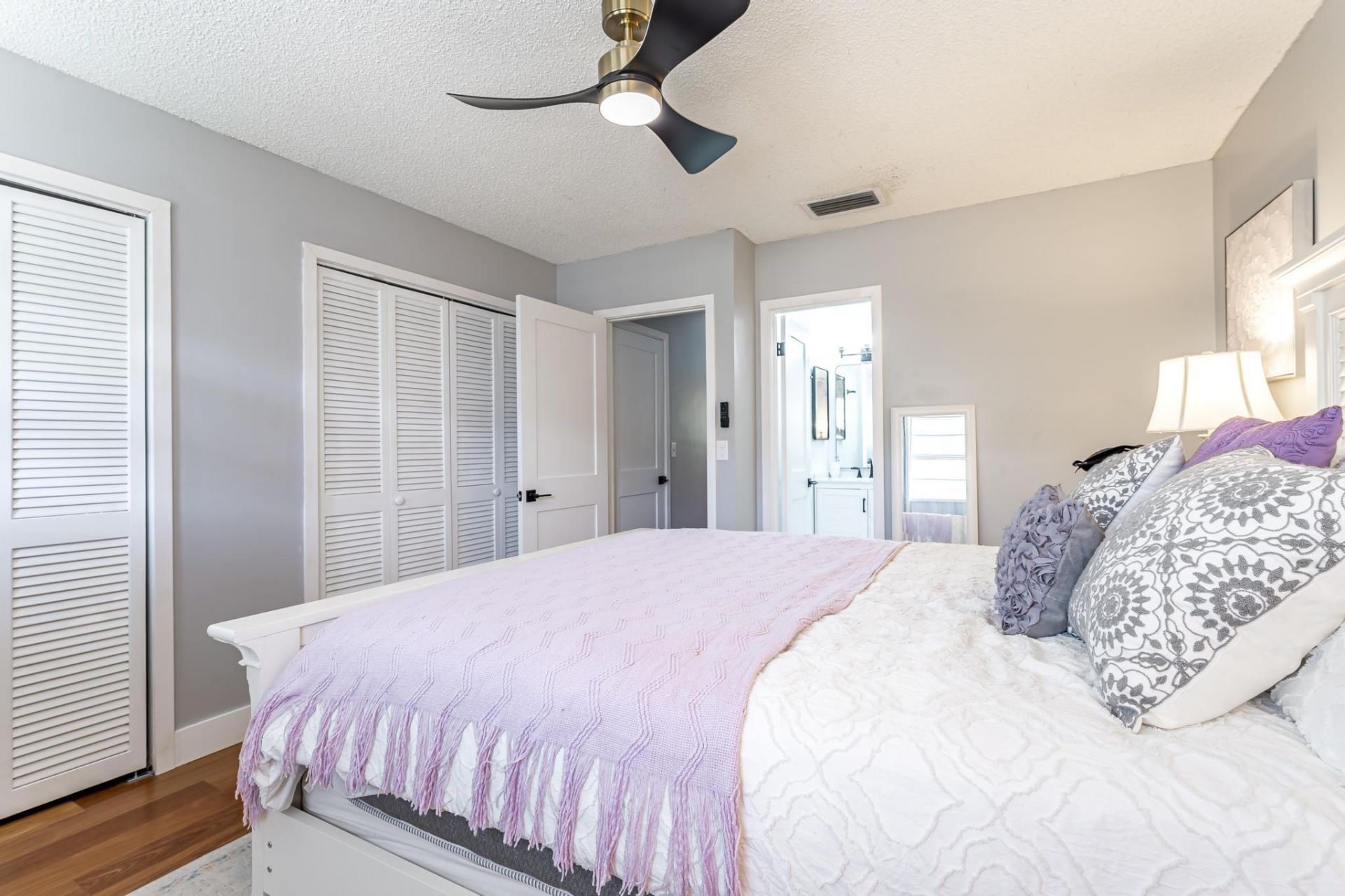 563 NE 7th Avenue, Unit 1B, Fort Lauderdale, FL 33301 Photo