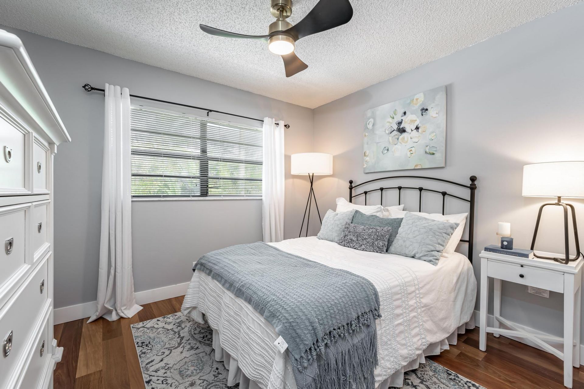563 NE 7th Avenue, Unit 1B, Fort Lauderdale, FL 33301 Photo
