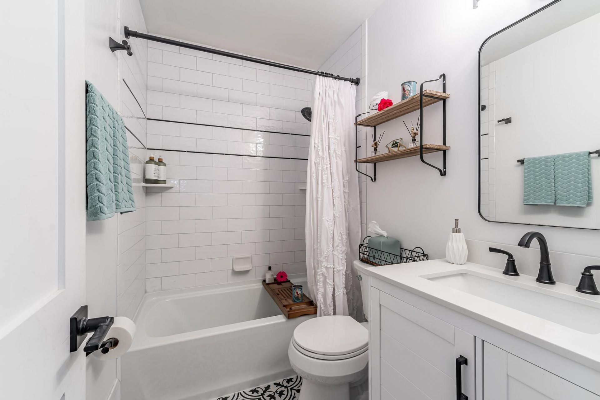 563 NE 7th Avenue, Unit 1B, Fort Lauderdale, FL 33301 Photo