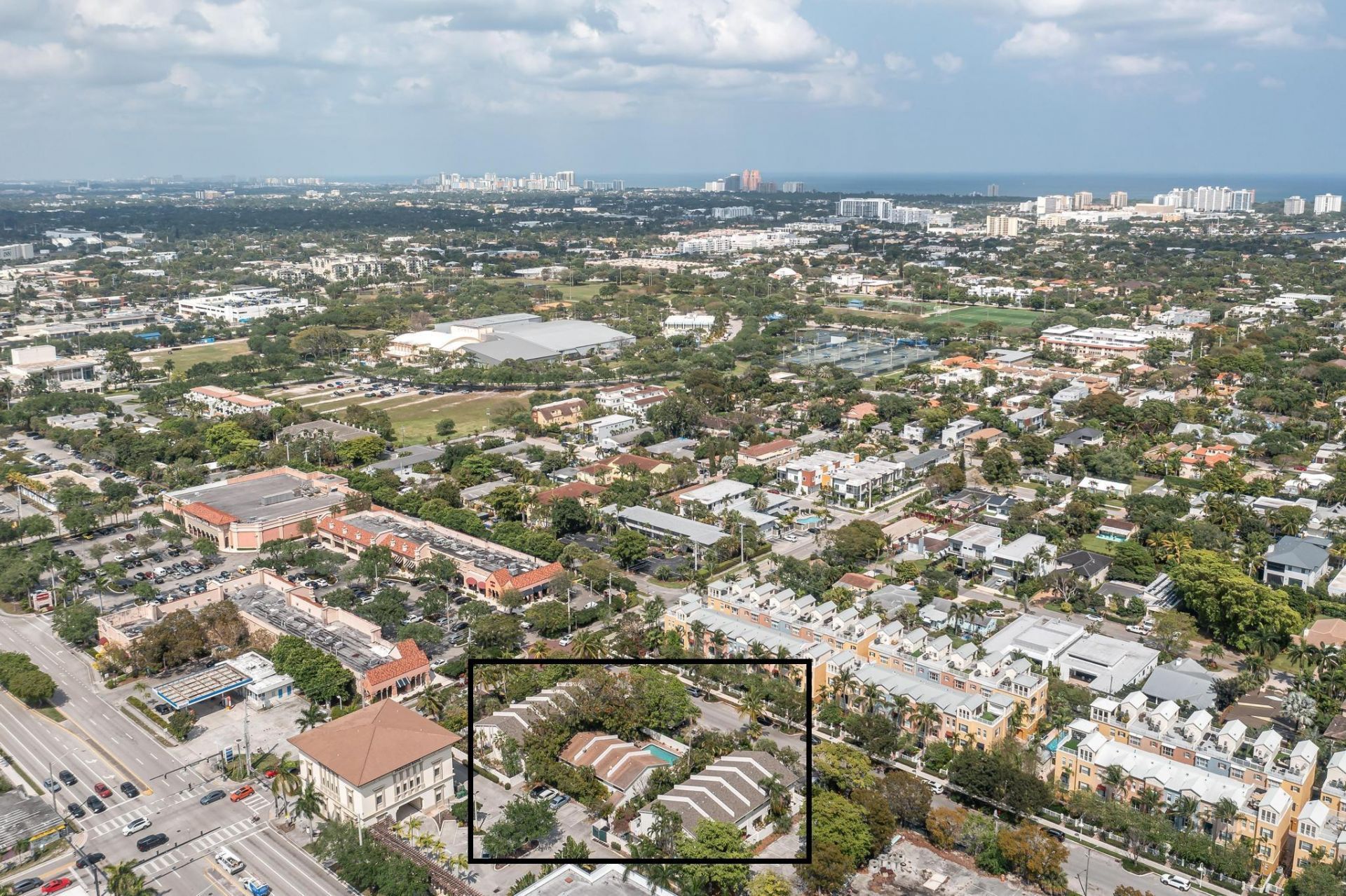 563 NE 7th Avenue, Fort Lauderdale, FL 33301 Photo