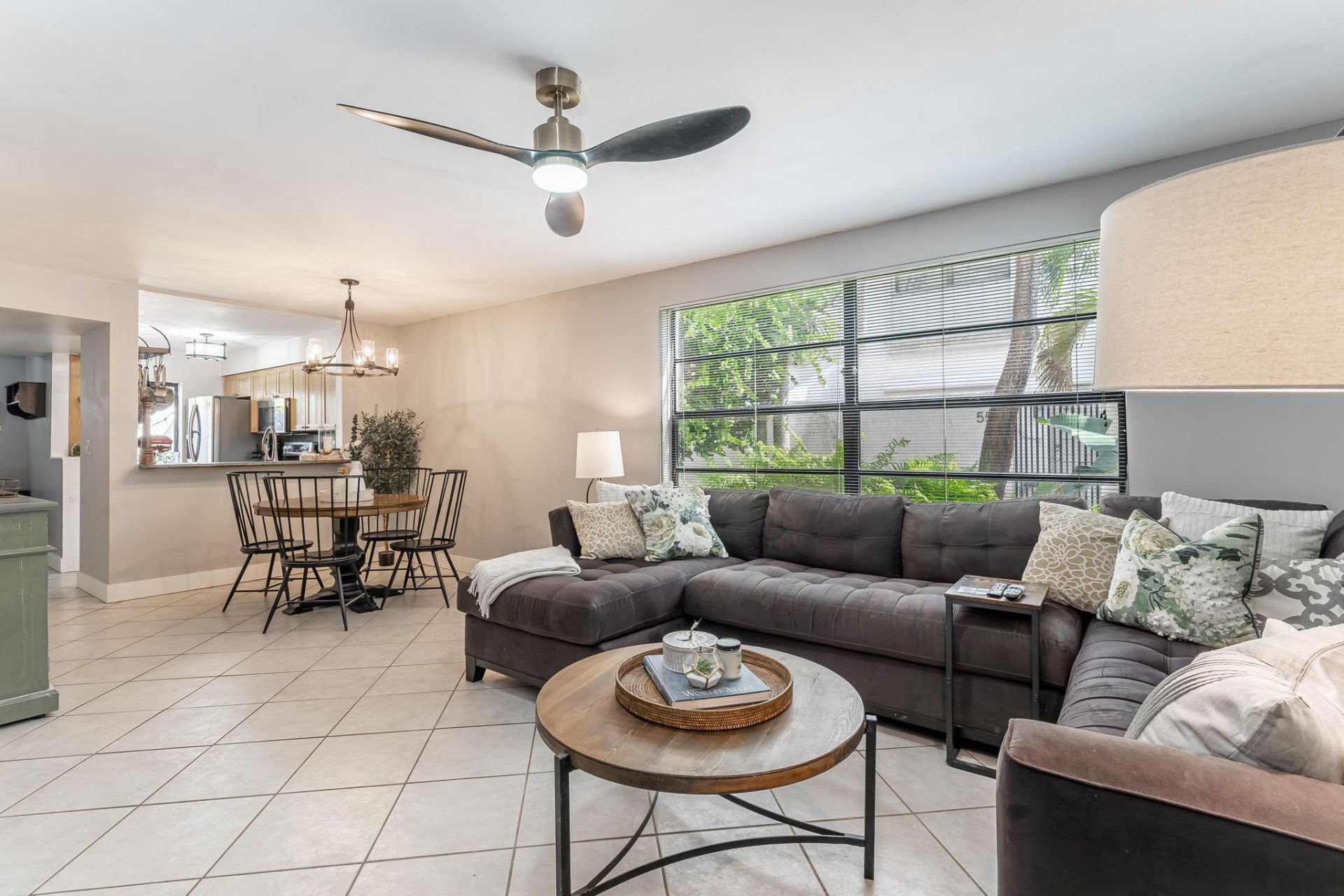 563 NE 7th Avenue, Unit 1B, Fort Lauderdale, FL 33301 Photo