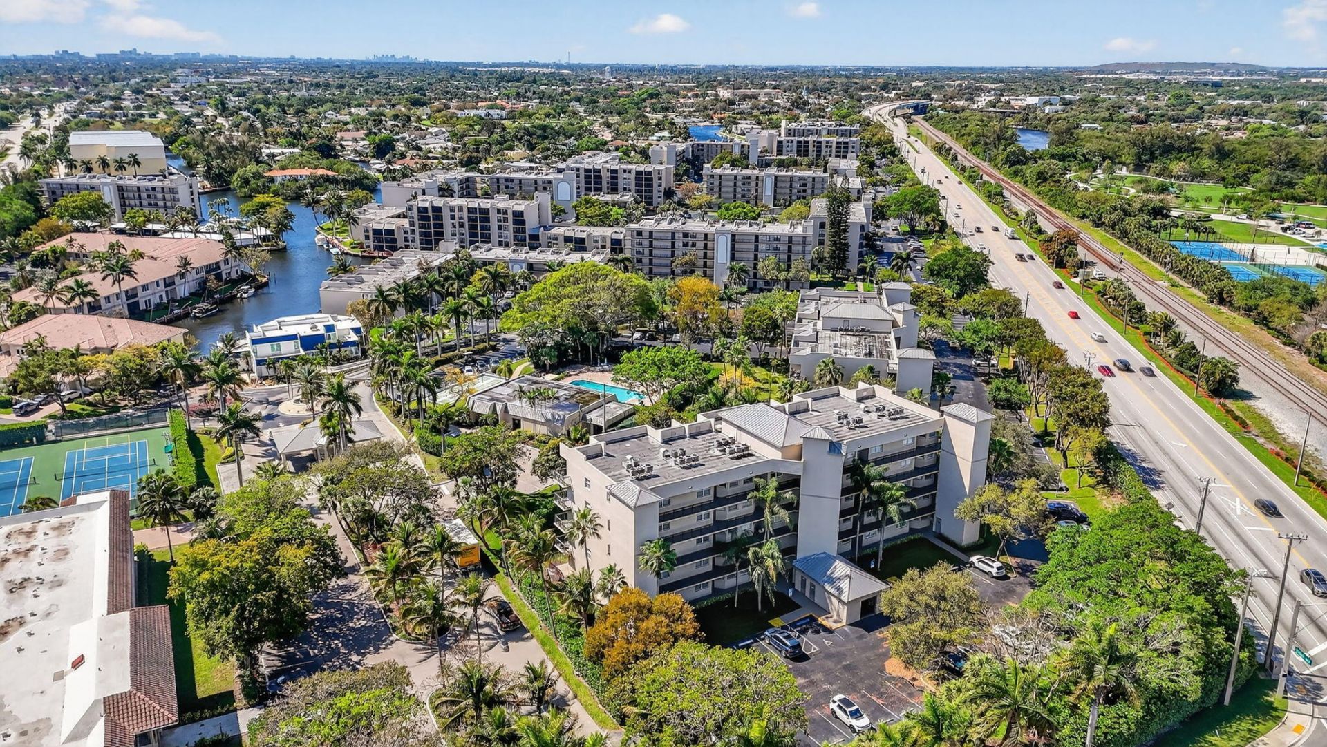 26 Royal Palm Way, Unit 403, Boca Raton, FL 33432 Photo