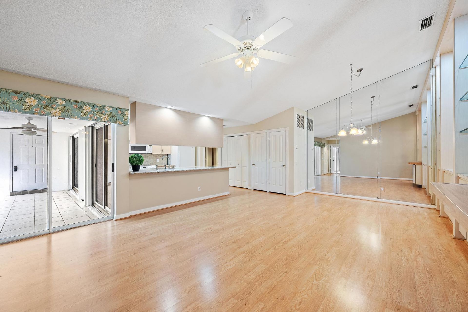 8404 Chapman Oak Court, Palm Beach Gardens, FL 33410 Photo