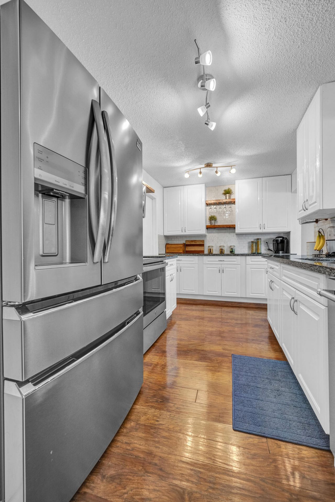 2105 Alfred Drive, Boynton Beach, FL 33426 Photo