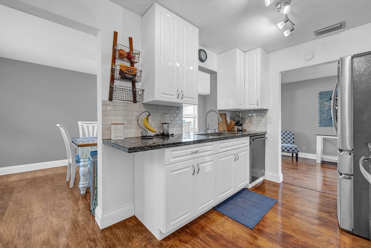 2105 Alfred Drive, Boynton Beach, FL 33426 Photo