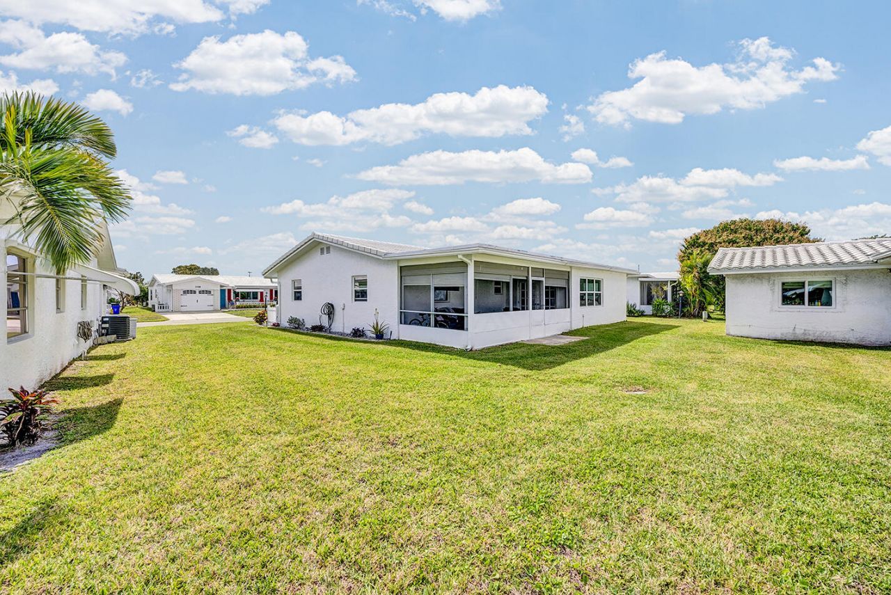 2105 Alfred Drive, Boynton Beach, FL 33426 Photo