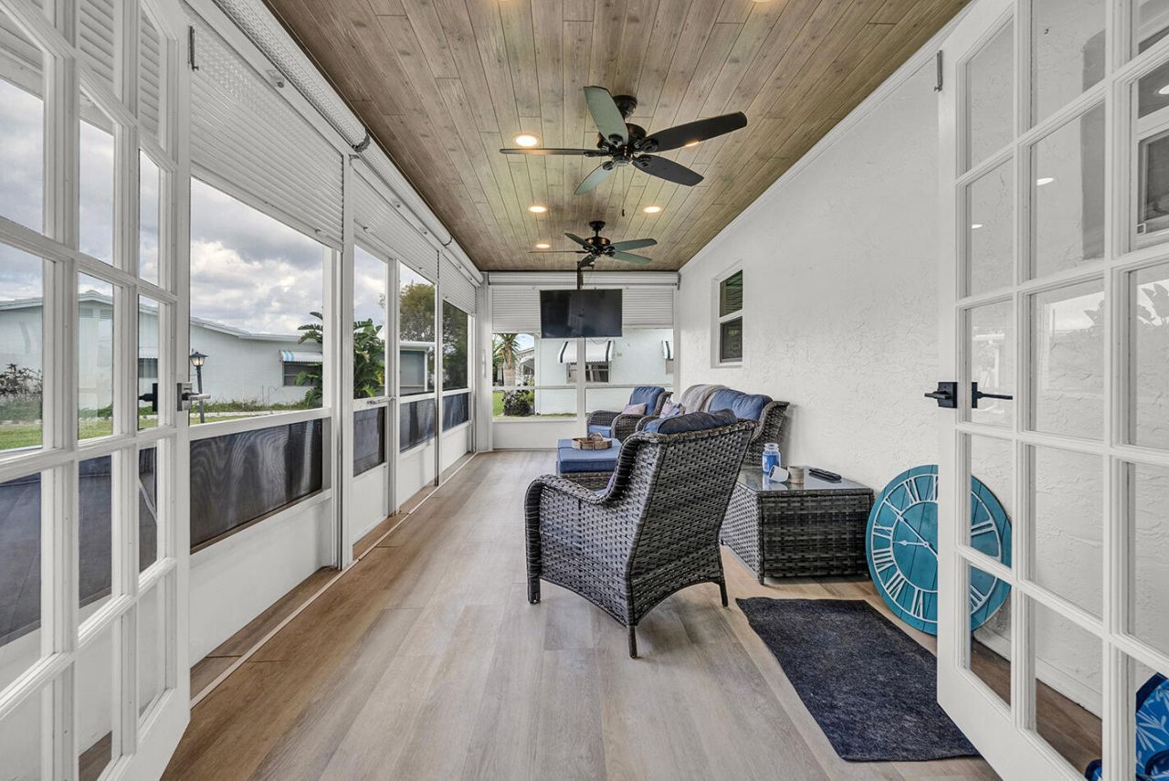 2105 Alfred Drive, Boynton Beach, FL 33426 Photo