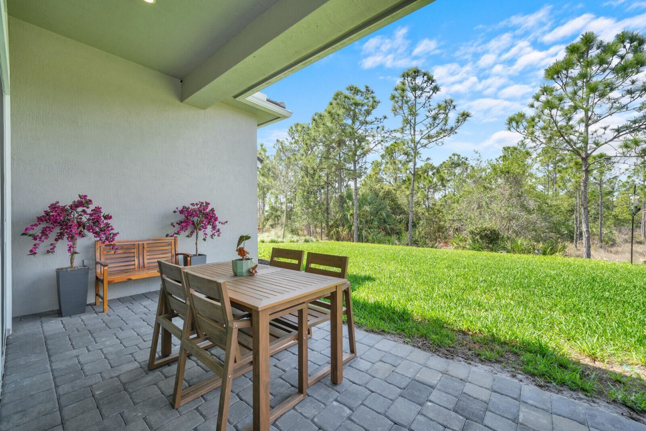 138 SE Palma Street, Port Saint Lucie, FL 34984 Photo