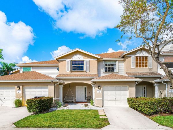 9007 Boca Gardens Cir S, Unit B, Boca Raton, FL 33496