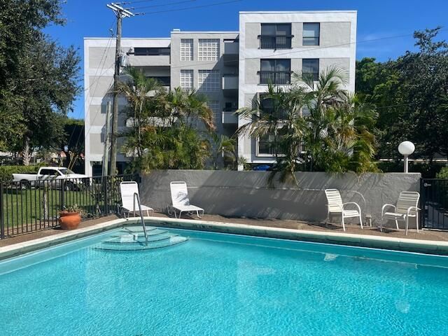 5495 NE 25th Avenue, Unit Apt 202, Fort Lauderdale, FL 33308 Photo