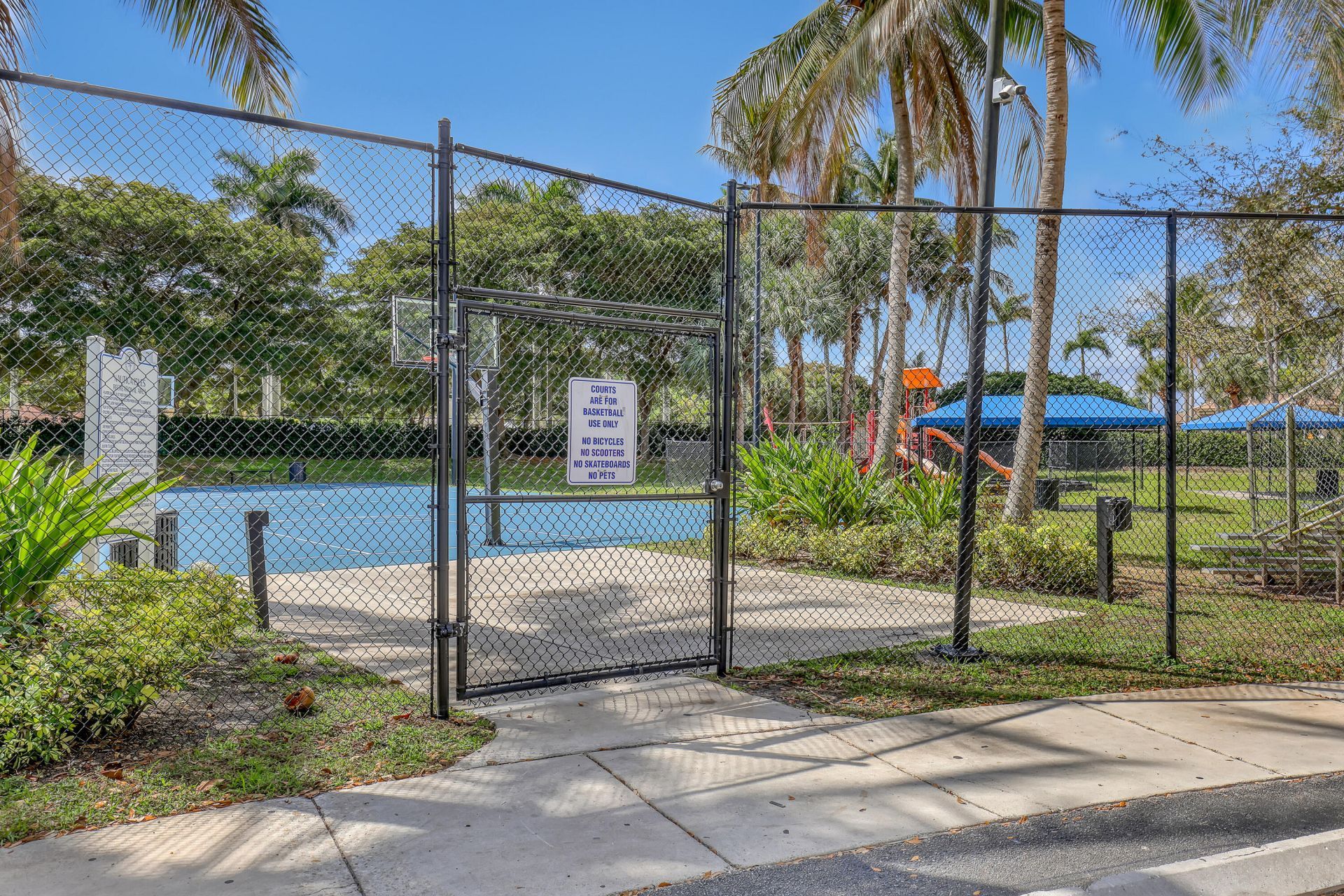 5033 Northern Lights Drive, Greenacres, FL 33463 Photo