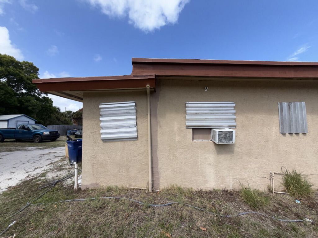 709 N 20th Street, Fort Pierce, FL 34950 Photo