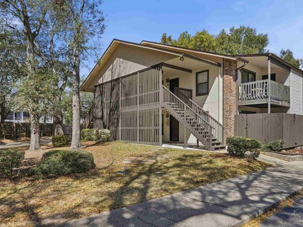 2201 Scenic Hwy, Unit F4, Pensacola, FL 32503