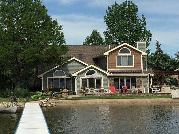 565 Lane 101 Lake Pleasant, Fremont, IN 46737