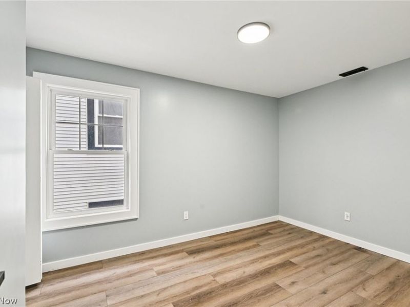 1828 W 57th Street, Cleveland, OH 44102 Photo 21