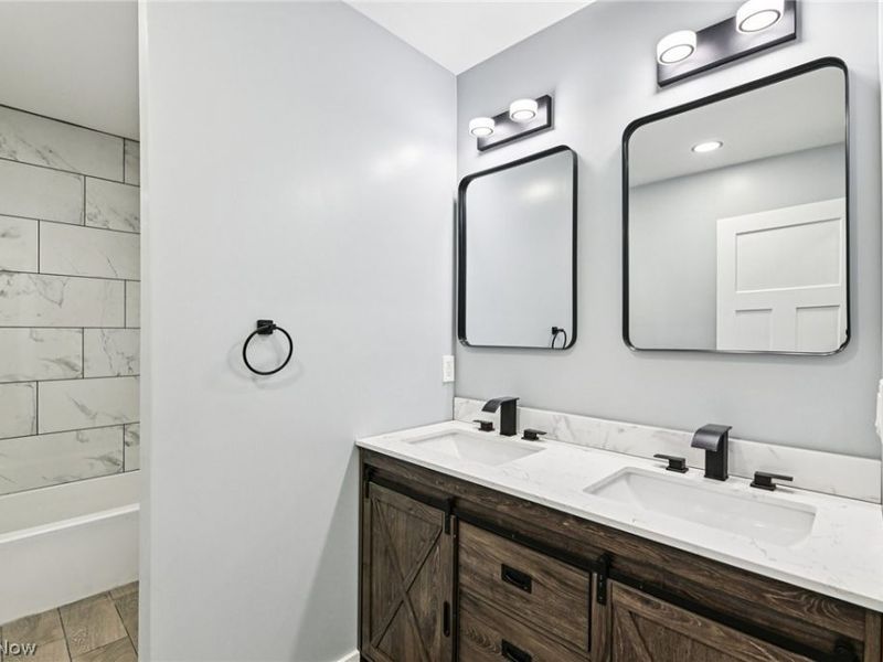 1828 W 57th Street, Cleveland, OH 44102 Photo 24