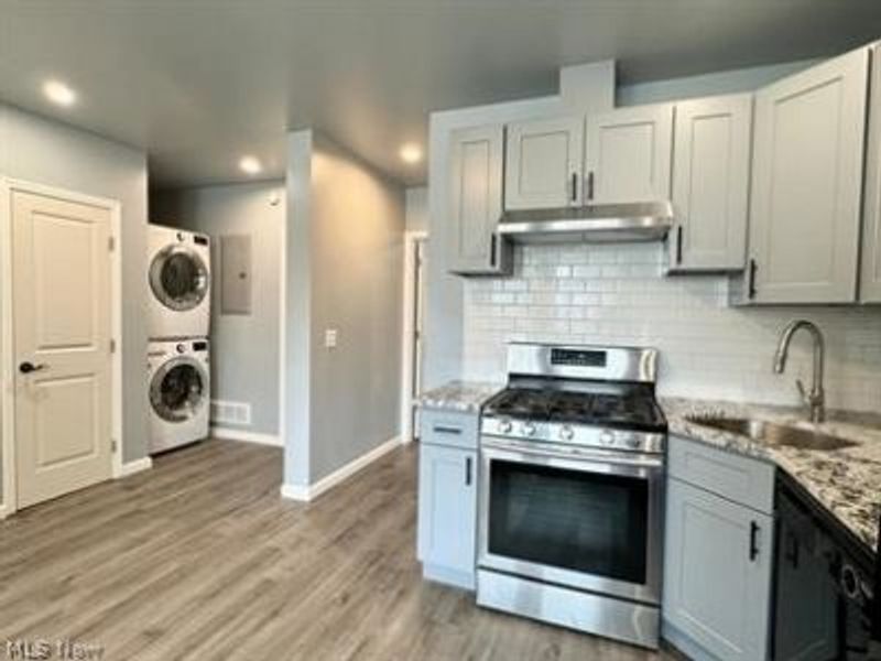 1615 E 47th Street, Cleveland, OH 44103 Photo 2