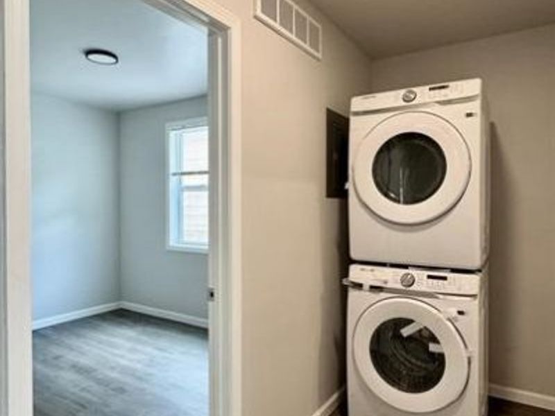 1615 E 47th Street, Cleveland, OH 44103 Photo 21