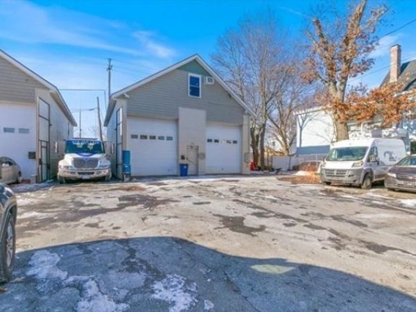 31 Garfield, Lawrence, MA 01843