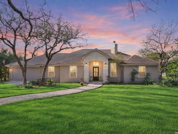 1336 Sparkman, Boerne, TX 78006