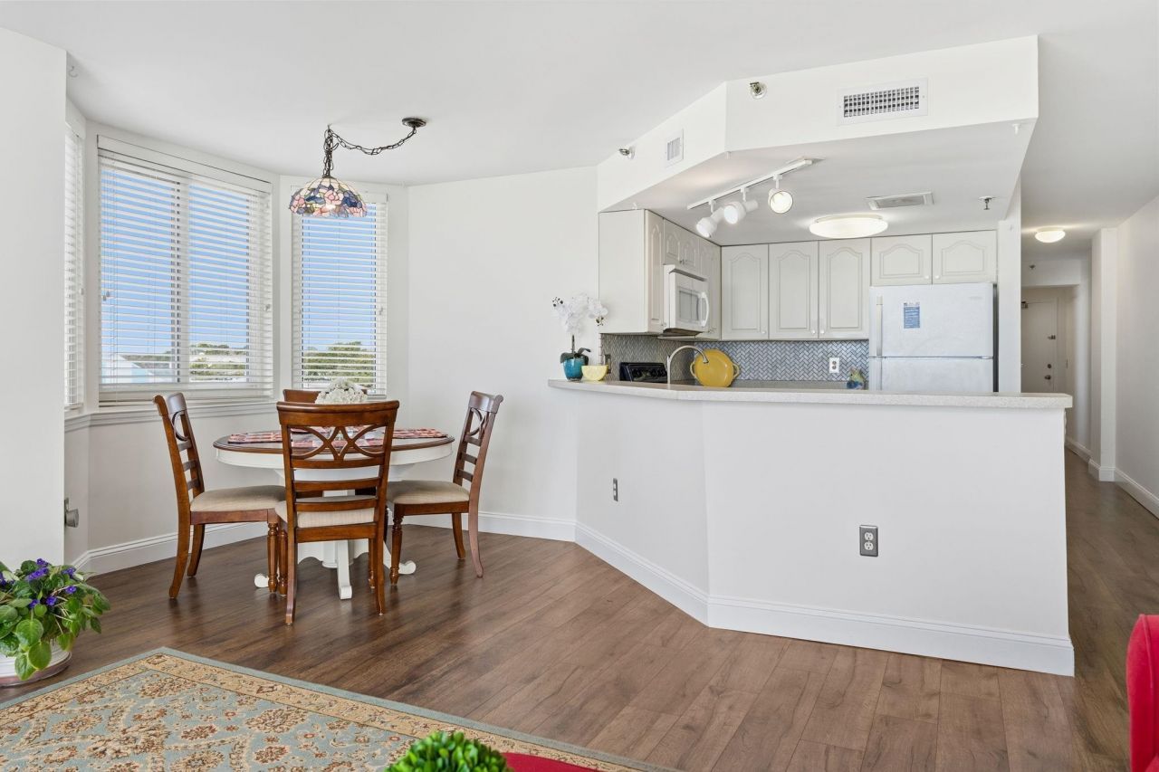 2507 South Ocean Blvd. Photo 10