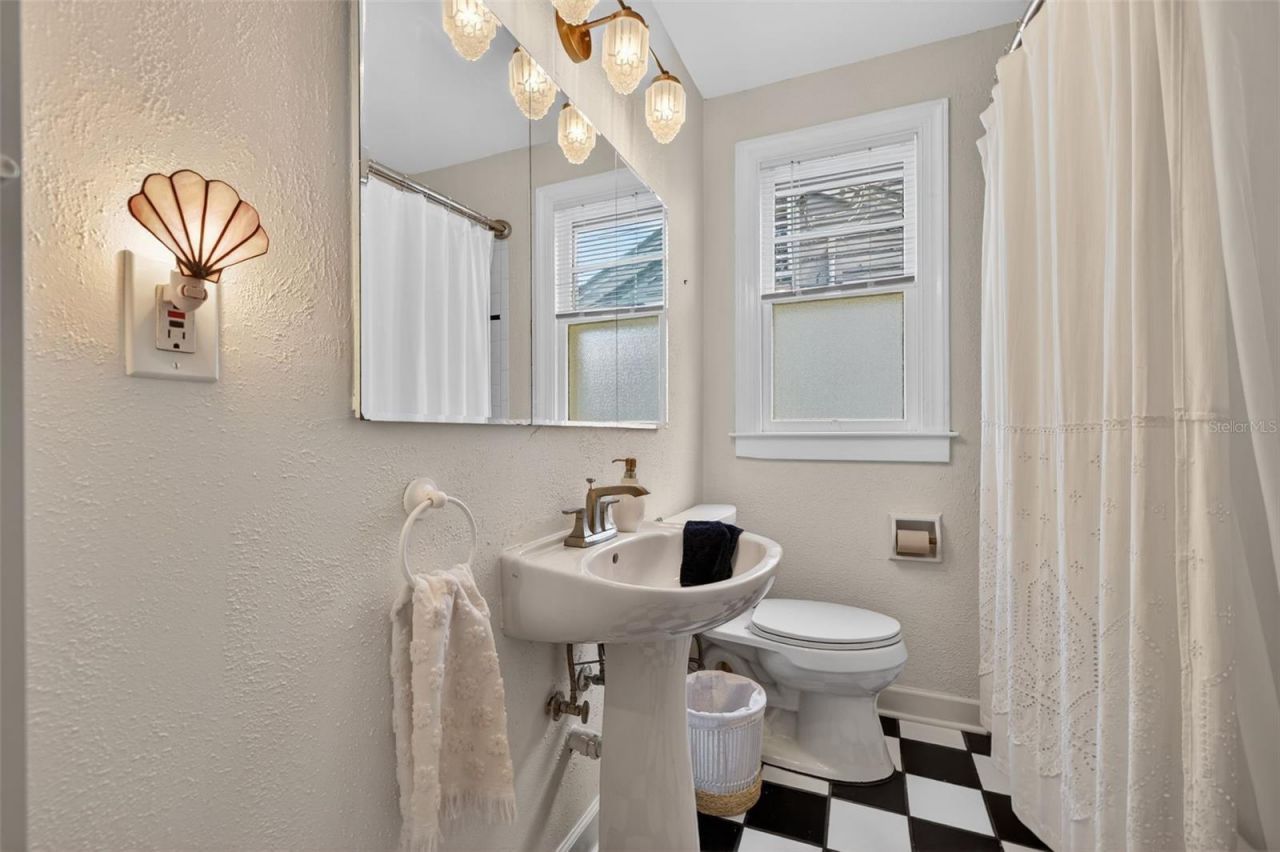 2270 7th Avenue N, Saint Petersburg, FL 33713 Photo