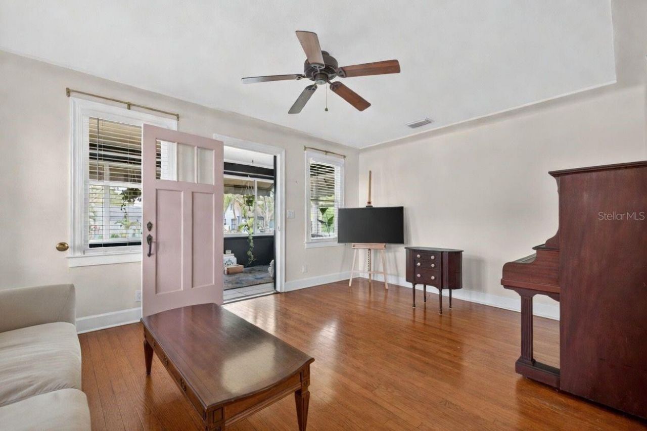 2270 7th Avenue N, Saint Petersburg, FL 33713 Photo