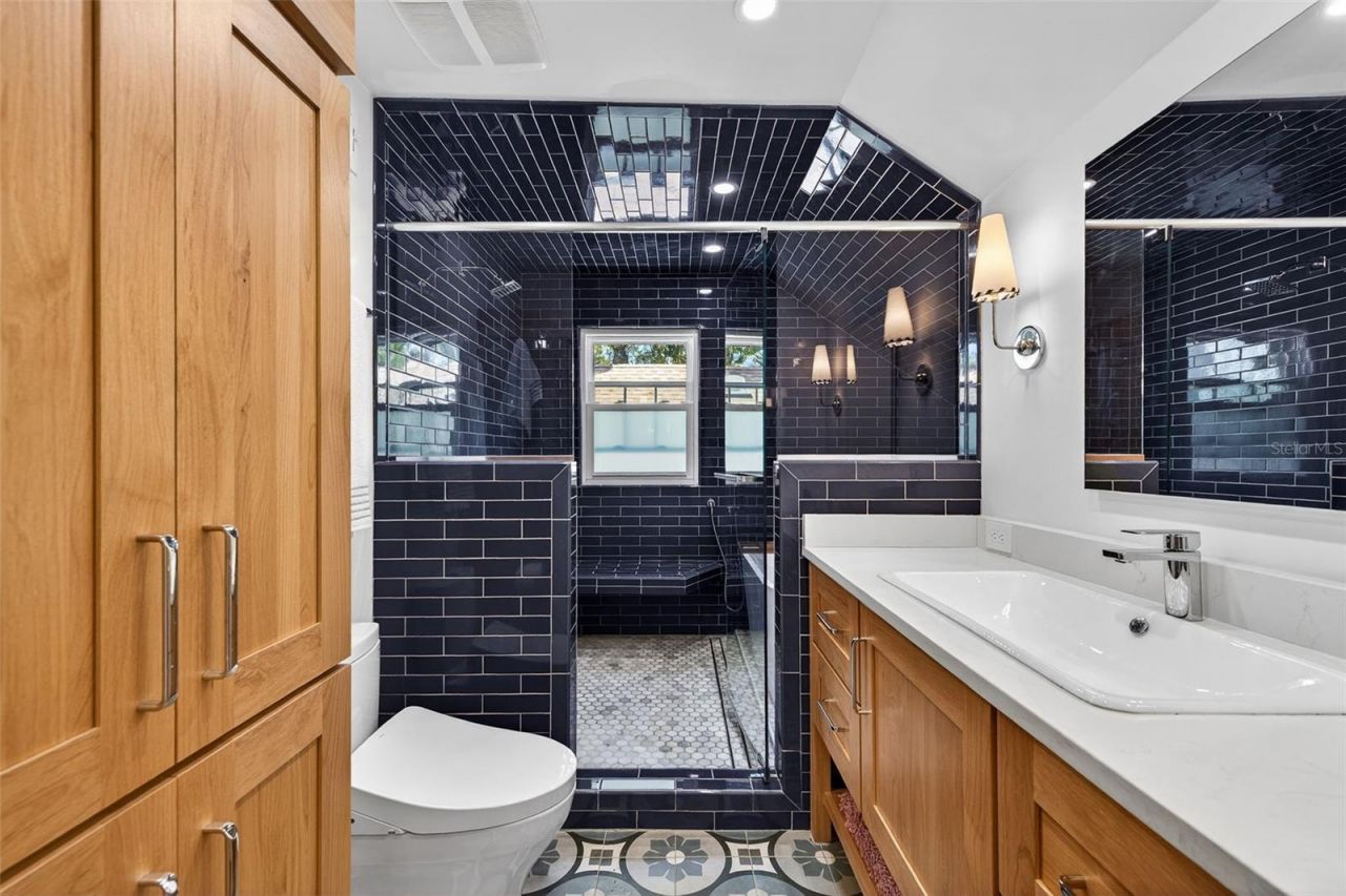 2445 6th Avenue N, Saint Petersburg, FL 33713 Photo