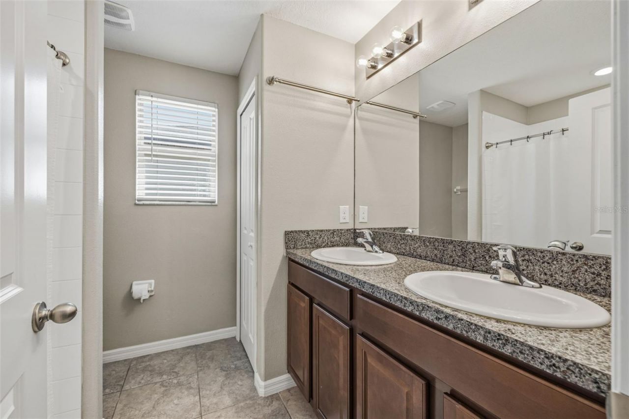 4002 Cat Mint Street , Tampa, FL 33619 Photo