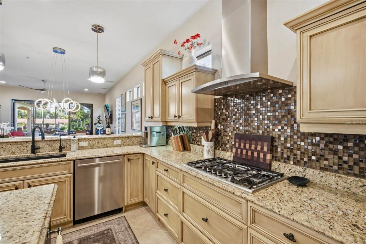 4203 5th Avenue Ne, Bradenton, FL 34208 Photo