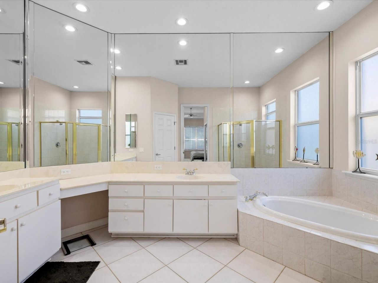 7730 Aralia Way, Seminole, FL 33777 Photo