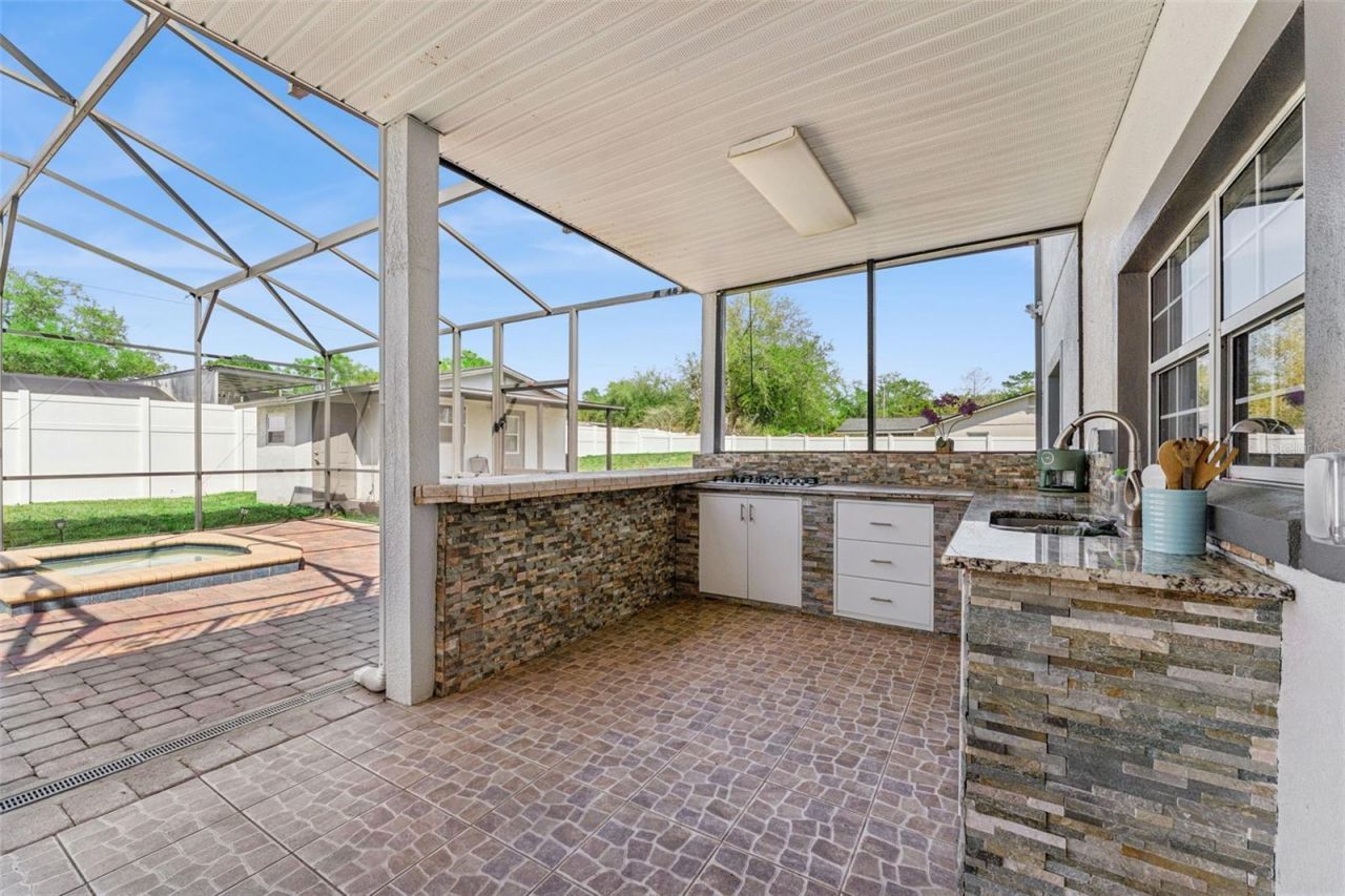 6053 New Hope Road, Orlando, FL 32824 Photo