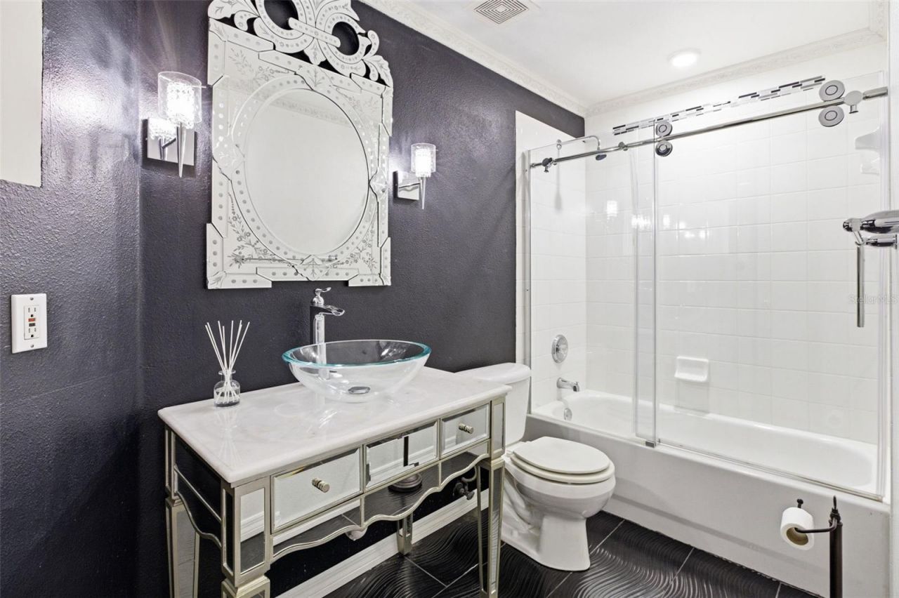 5512 47th Court E, Bradenton, FL 34203 Photo