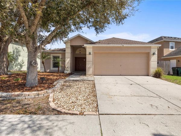 25016 HYDE PARK BOULEVARD, LAND O LAKES, FL 34639