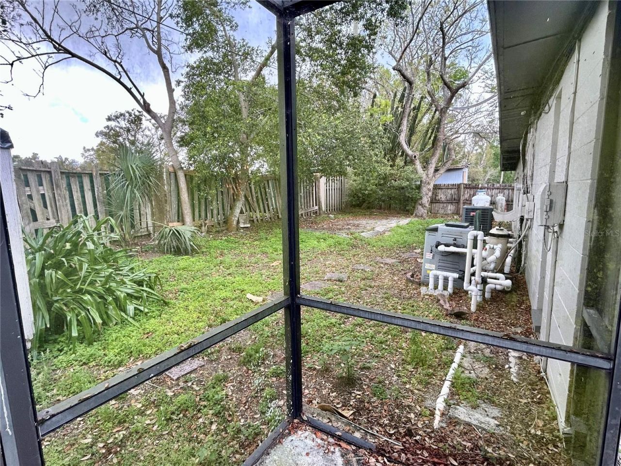 1130 Dogwood Avenue , Tampa, FL 33613 Photo