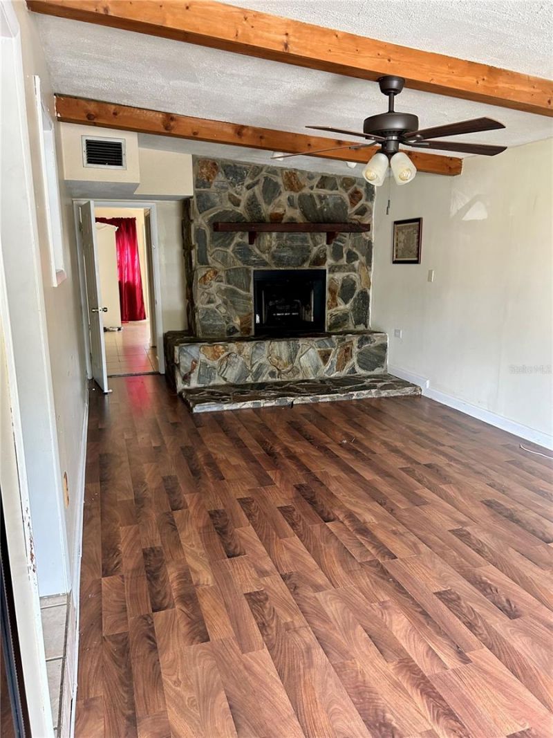 1130 Dogwood Avenue , Tampa, FL 33613 Photo