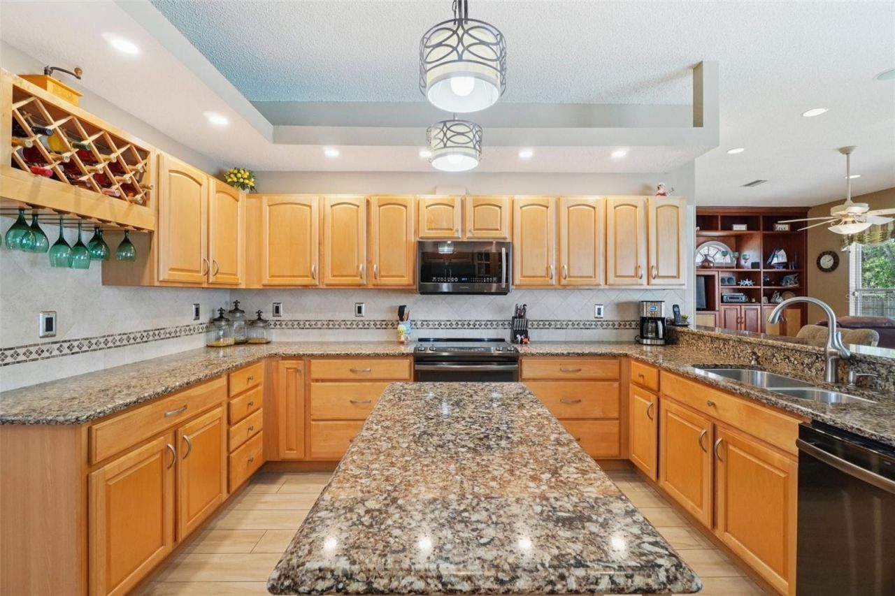 13176 Cooper Road, Spring Hill, FL 34609 Photo