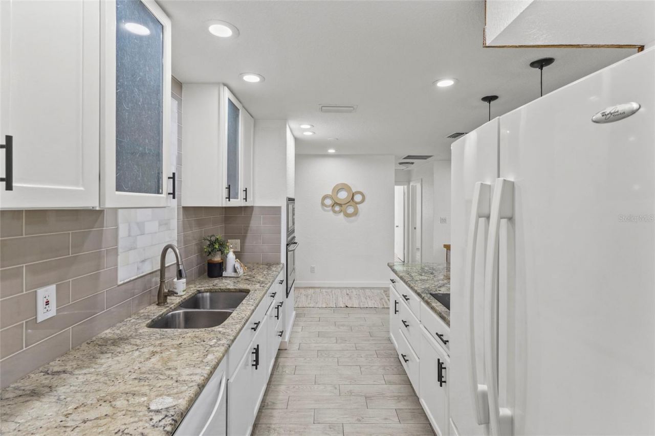 4003 36th Street W, Bradenton, FL 34205 Photo