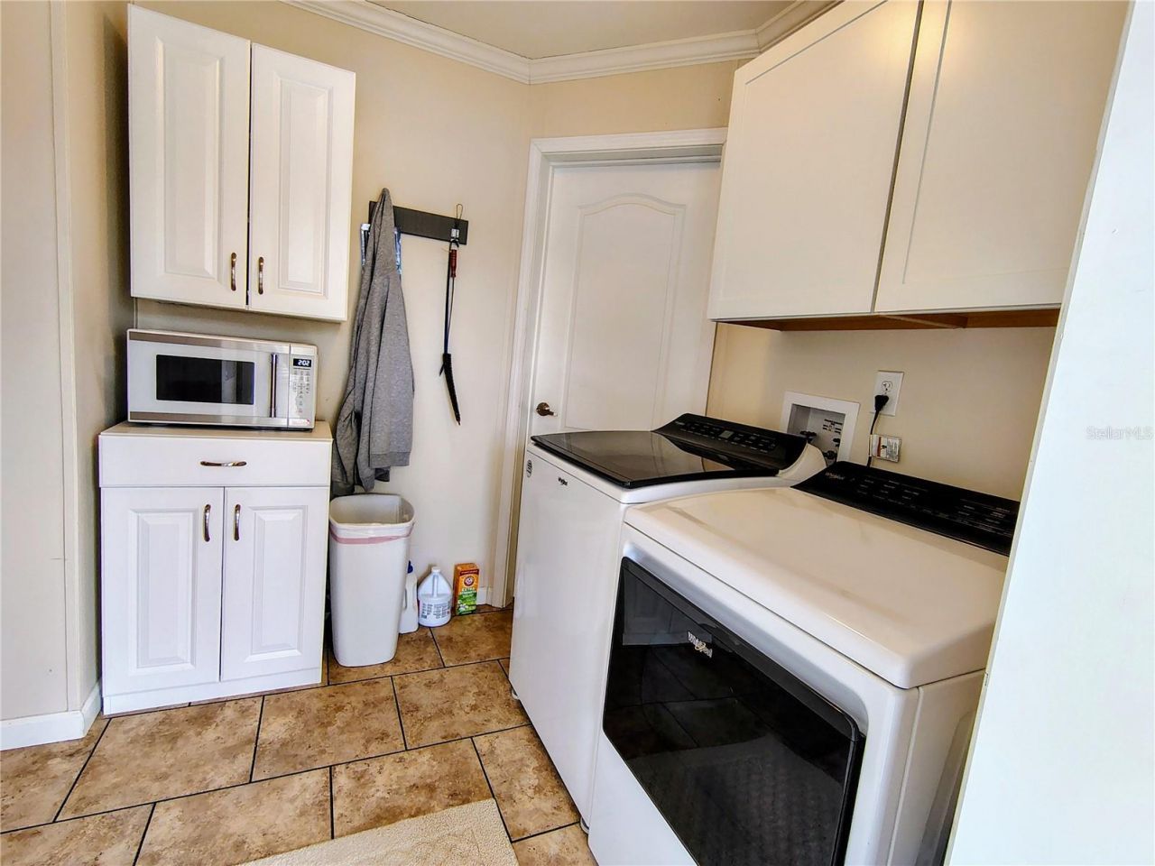 1912 Cr 439c , Lake Panasoffkee, FL 33538 Photo