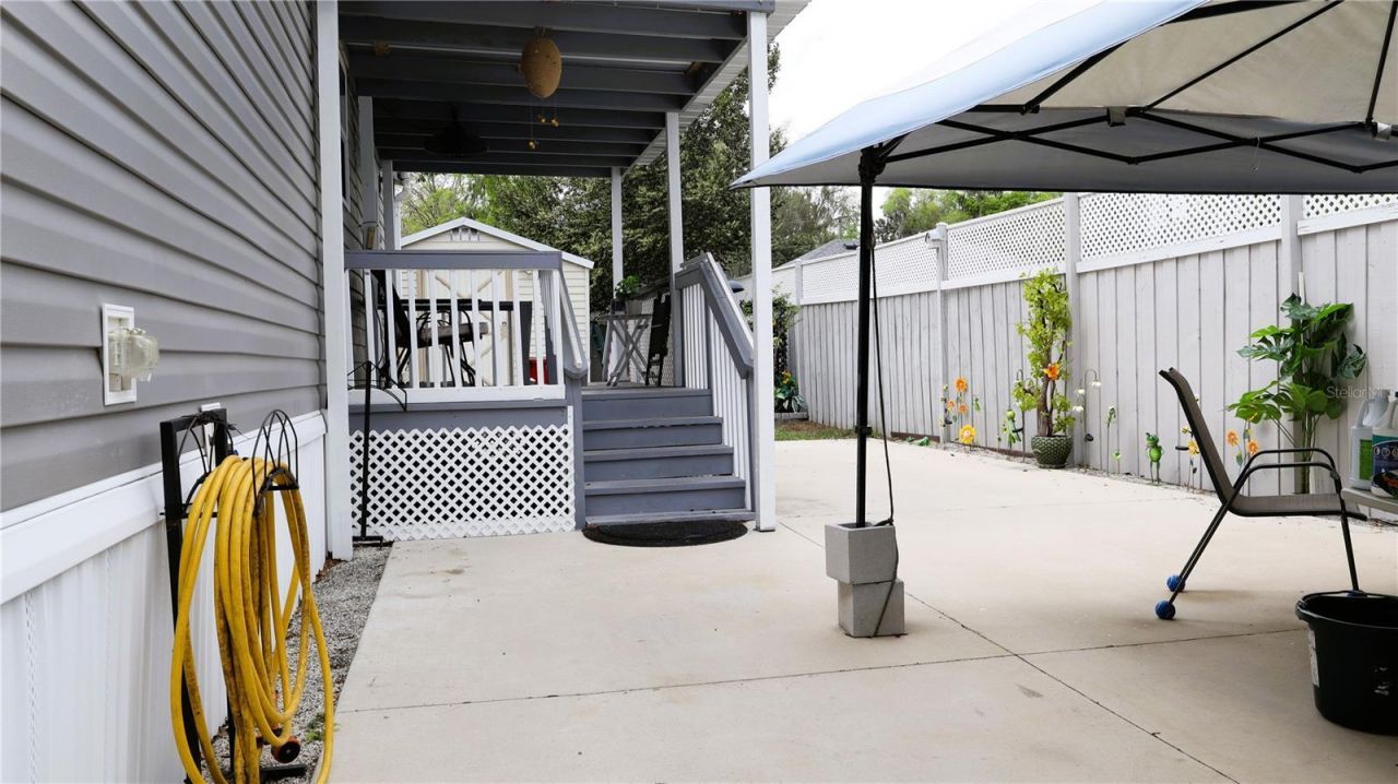 1912 Cr 439c , Lake Panasoffkee, FL 33538 Photo