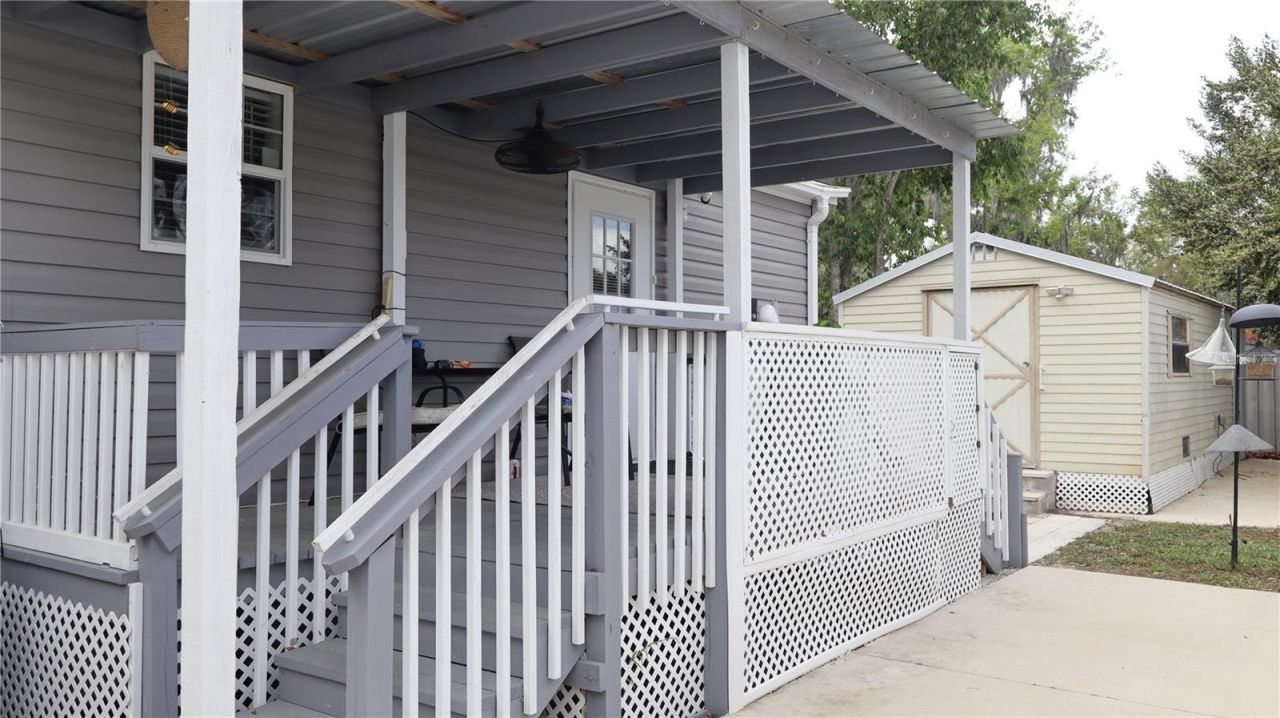 1912 Cr 439c , Lake Panasoffkee, FL 33538 Photo