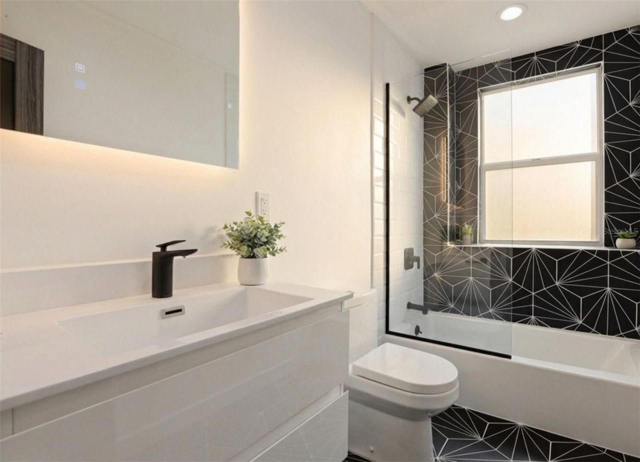 4942 Hubner Circle, Sarasota, FL 34241 Photo