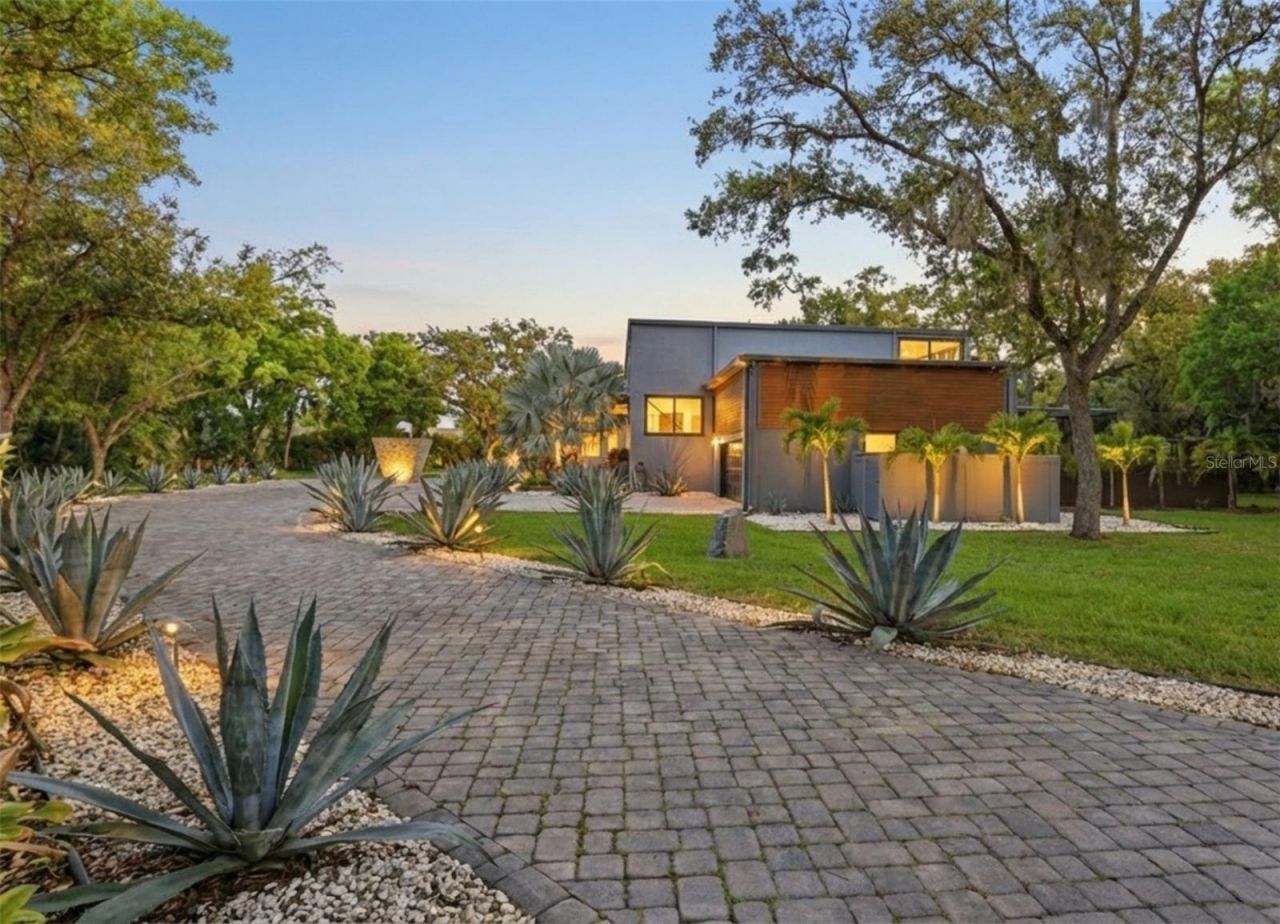 4942 Hubner Circle, Sarasota, FL 34241 Photo