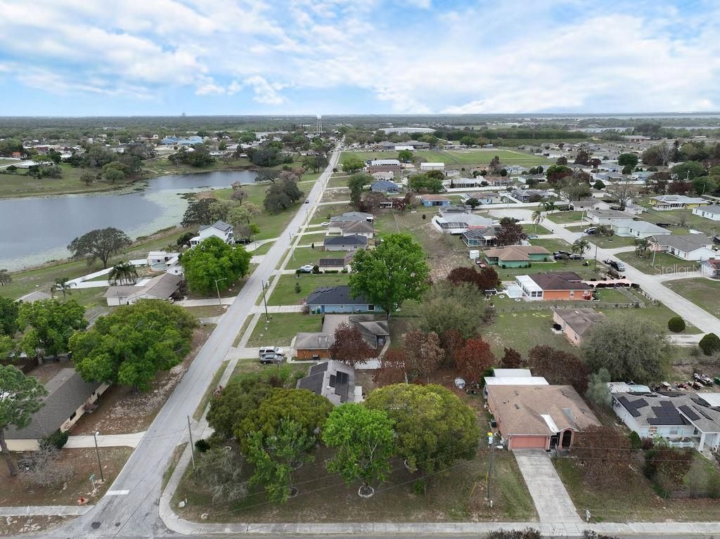 711 E Frederick Ave, Dundee, FL 33838 Photo