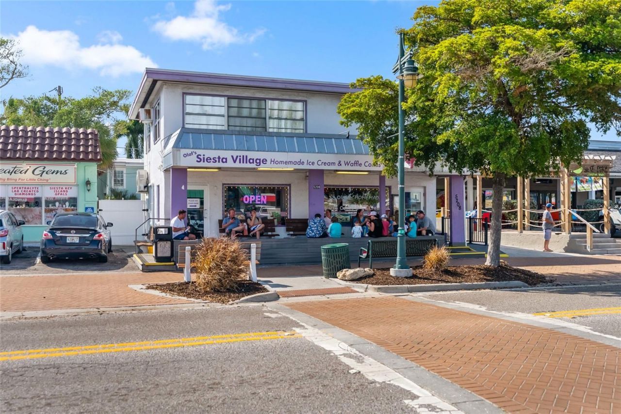 114 Island Circle, Sarasota, FL 34242 Photo