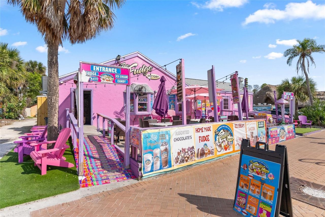 114 Island Circle, Sarasota, FL 34242 Photo